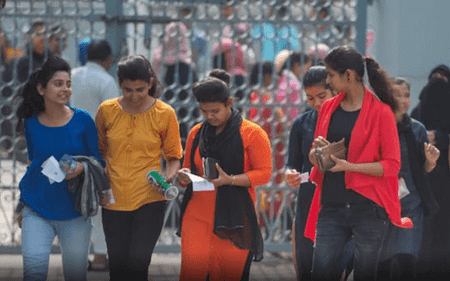 NEET PG 2022: Students Say Exam Was ‘Easy’, Lost Revision Time in ‘Fiasco’ NEET Exam day