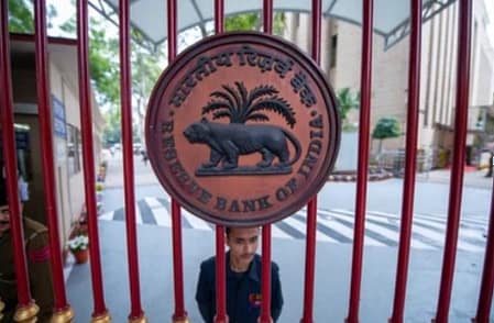 Golden Jubilee Scheme of RBI: How RBI Officers Go for MBA on Full Scholarship Golden Jubilee Scheme
