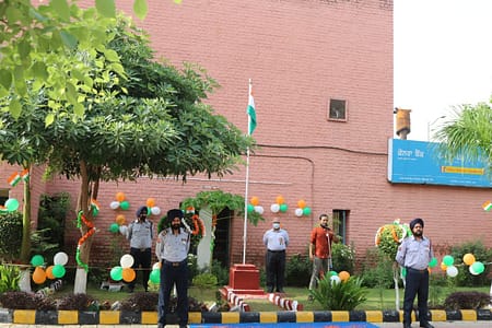 IIM Amritsar Students perform Flash Mob at Attari Border