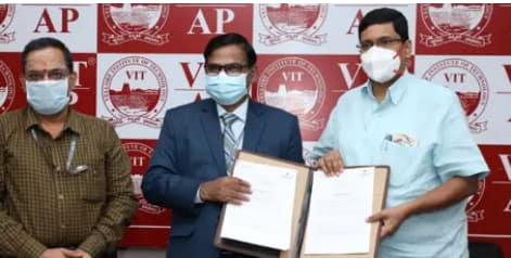 VIT-AP School of Business inks MoU with Master Minds, AKS IAS Academy