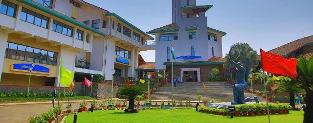 IIM Kozhikode becomes first IIM to appoint director autonomously after IIM bill IIM Kozhikode